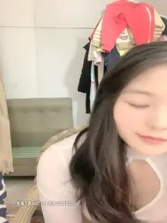 高颜值长相甜美妹子夫妻啪啪大秀情趣装丁字裤扶着沙发后入跳蛋塞逼玩弄毛毛浓密
