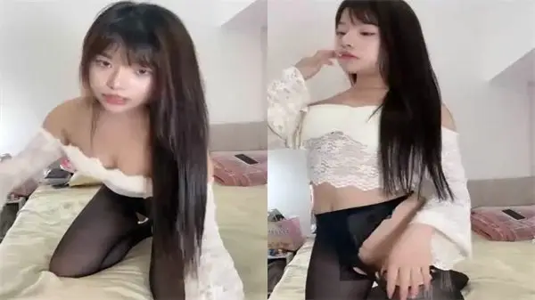 黑丝肥臀大奶小姐姐淫声荡语撩骚互动近拍掰穴坐骑假屌操