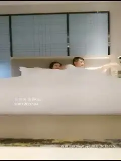 长腿长发模特儿