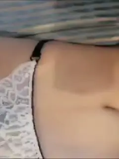 快手 肉坦少妇 · 坏姐姐 · 骚粉骚粉的淫洞，亮晶晶的淫水 想舔吗(3)