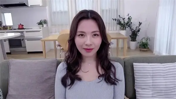 AI-刘涛-你的AI女友