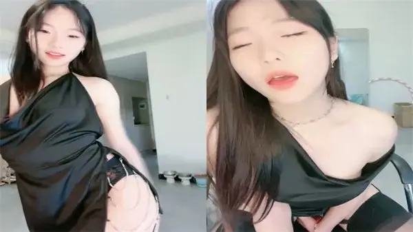 甜美颜值美少女超级骚道具自慰