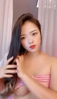 爆乳肥臀网红女神！新人下海肉欲十足！