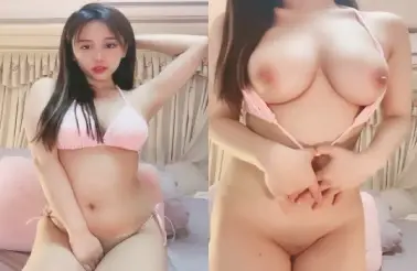 超高颜值美乳美臀美女主播床上揉捏奶子露逼诱惑~!