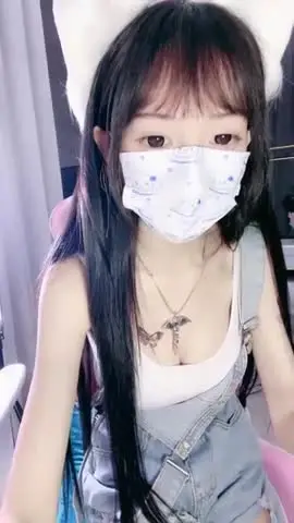 神似抖音千万网红蔡萝莉!【黎酱】收费房掰逼揉奶~极品~~黎酱 20221115-225459-078 new