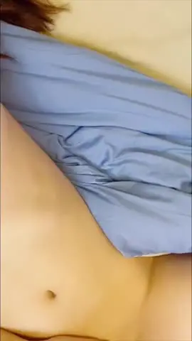 (芳儿在人间)高颜值美女和男友各种姿势啪啪