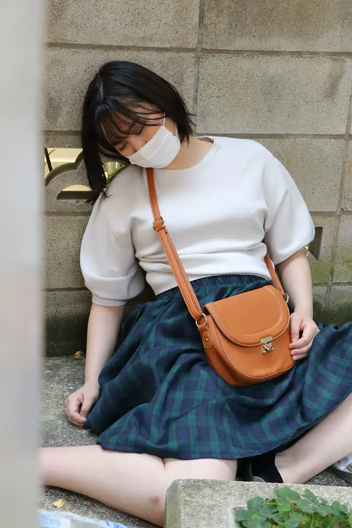 FC2-3067619 とある男の忘備録 マン毛ボーボボ尻女 ※特典あり