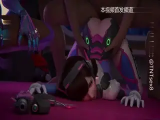先是深喉口爆Dva，然后是后入爆操美少女的白虎鲍鱼，一下一下的猛烈的撞击着翘臀，爽爆了吧