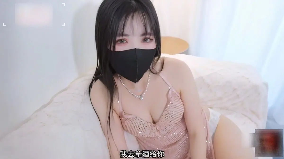 XV026情人节的报复找男闺蜜深喉骑乘内射狂泄-懒懒猪