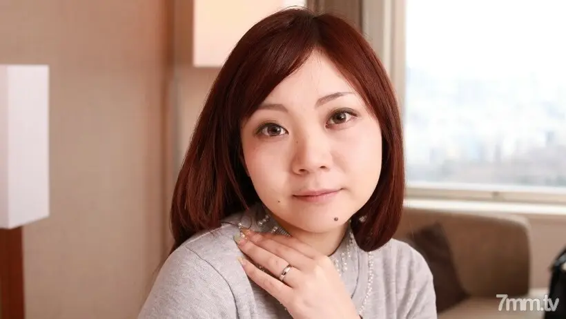 RB025 隐藏的相机与大山雀已婚女人赛夫勒