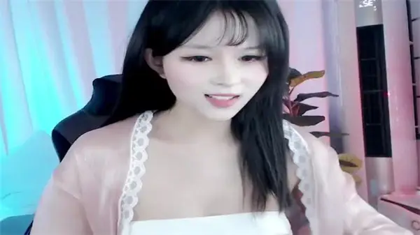 Judy05231 极品新人女神！诱人巨乳湿身狂干