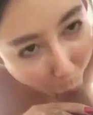 李雅上海BYSP私拍高清完整版 极品美乳全程诱惑舔穴激情流出