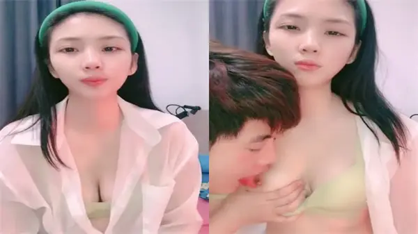 99年极品清纯嫩妹 性感小骚货私处诱惑高清特写