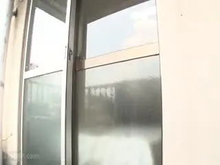 穿著睡衣外出的附近大姐姐沒穿胸罩大露巨乳讓人超興奮