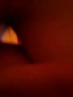 酒店草網友猛干到高潮 尿了一床 年輕的姑娘身材不錯 全程國語淫蕩對白 強烈推薦