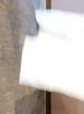 软萌萝莉小仙穿定制齐B透视草莓装，震动玩具玩到高潮喷水！