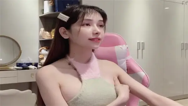 ANNA-1022 极品女神淫欲爆发 真空肉丝骑乘狂干到潮吹