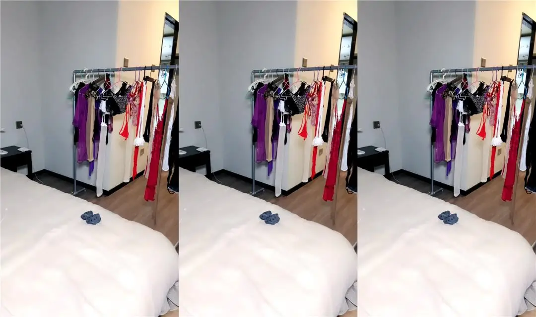 颜值不错的极品小奶猫少妇全程露脸洗澡诱惑狼友，撩骚互动洗澡诱惑，浴室跳艳舞揉捏骚奶子，表情好骚别错过