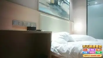 美乳粉穴兼职，大力猛操被摘套内射