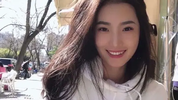 帝都极品身材嫩模网红【北京瑶瑶】我喜欢吃她的菜 她喜欢吃我的鸡巴#亚裔#射精#骚逼#挑逗#异国#性交#跳蛋