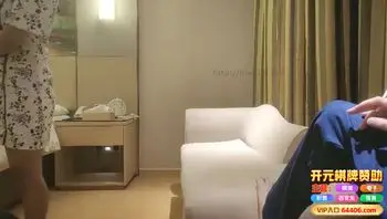清纯大奶萝莉，各种姿势爽叫不停无套内射