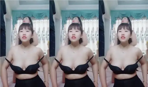 纹身小哥的幸福生活，双飞姐妹花全程露脸丝袜情趣，一个舔鸡巴一个舔蛋蛋，主动上位轮草抽插，浪叫呻吟不止