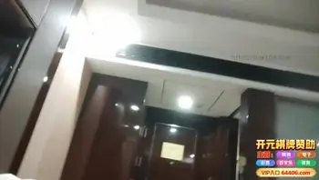 清纯巨乳妹子，单纯好忽悠被无套内射