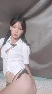 清纯纹身美少女!初下海收费房!麻花辫贫乳奶子,极品微超嫩粉穴,按摩器震动,手指扣入很娴熟