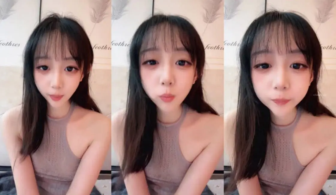 极品甜美校花【一张小宝贝】纯情性感 美乳翘臀 长腿嫩穴 颜值高 主动吃鸡啪啪 看她被操我心碎!