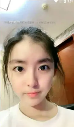 很长时间没见到如此稚嫩的18岁萝莉了,年轻就是好啊,全身都粉嫩无敌 (2)