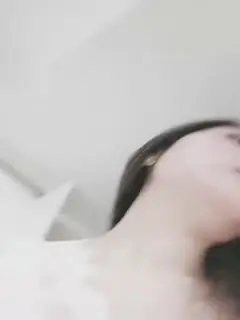 良心主播高颜值也玩起了剧情深喉口交和发小无套啪啪女上位狠狠操最后体外射精.
