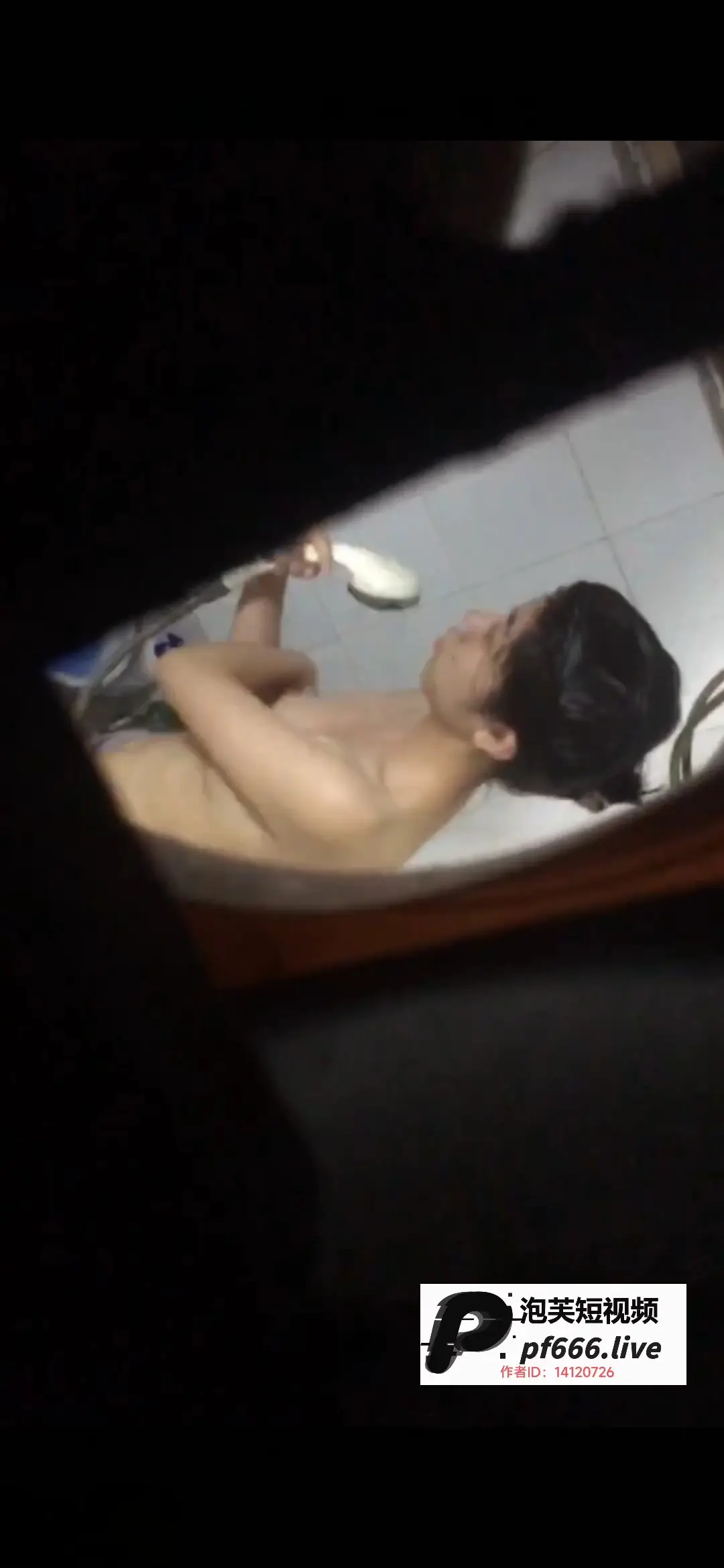 真实偷拍邻居美女洗澡