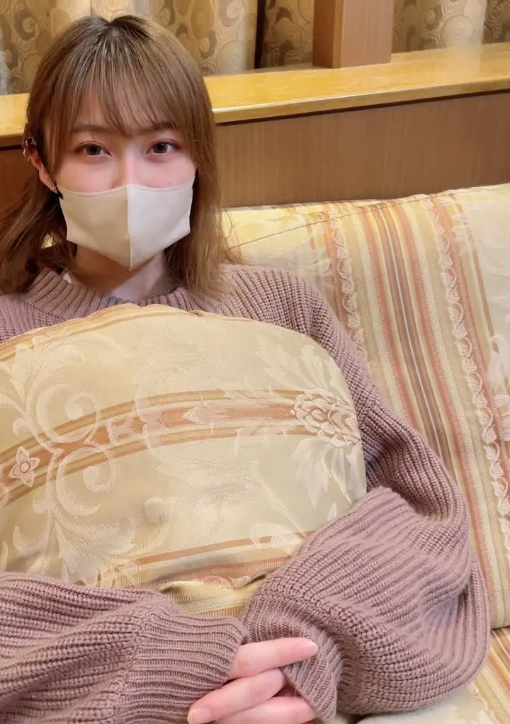 FC2-3249745 田舎の女の子と会ってきました!やっぱり可愛い、超敏感体質、4回ガチイキでブルマ履かせちゃいました、温泉でフェラチオ、中出しです。-CD2 new