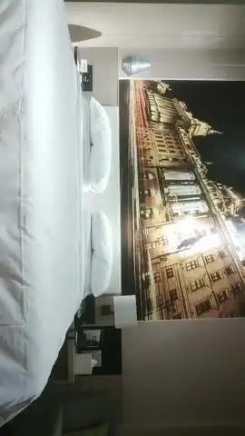 战神小利换了好几个外围妹子,深夜黑衣小姐姐,镜头前深喉活很不错,掰穴特写扣弄,骑乘后入猛操