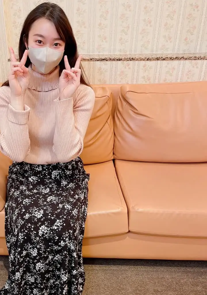 FC2-3200359 見ればわかる完全な処女Kさん、19歳女子大生、生まれて初めてのSEXで生挿入、中出し、ガチ泣き、、絶叫!!それでも止まないピストンに放心状態へ-CD3
