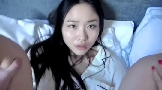 约炮美女人妻，#白虎#射精#骚逼#人妻#挑逗#性交