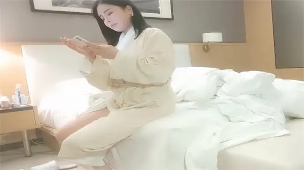 李寻欢酒店约炮KTV妙龄小姐姐