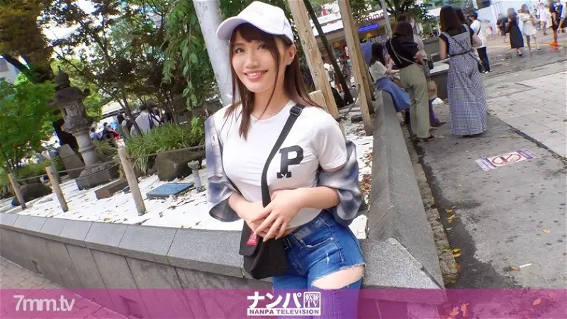 GANA-2558 “什麼？你想長矛嗎？大聲笑] 撿到一個漂亮的澀谷女孩！它看起來很結實，實際上是 de M！   大量的小便讓你覺得你在撞你的臀部，讓你的床滿了！混亂太色情了！ !!認真的南帕，第一槍。 1690