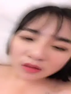 白皙丰满短发巨乳少妇双飞3P激情秀第三弹！男优累趴！BB特写蜜穴毛茸茸诱惑，超刺激别错过！