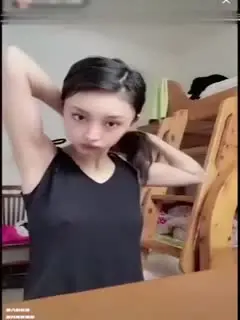 抖音女神走光漏点合集，湿身诱惑封号预警！