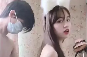 超人气原创女神露脸出击！极品颜值 魔鬼身材，激情四射！