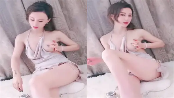 人妻の禁断初体验 湿身浴室秘密拍摄~气质绝美人妻の絶頂媚態 夫に内緒の極上オナニー #气质人妻 #浴室偷拍 #絶頂潮吹