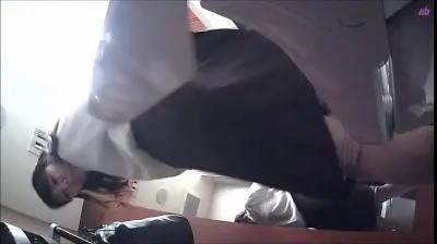 【极品OL厕所盗摄43季】自慰高潮蜜汁爱液喷溅！自恋女厕玩坏高级马桶完整收录 第一视角直击
