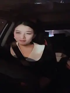 长相不错的少妇驾车出去玩车震，不过瘾再到酒店再来一炮第05集