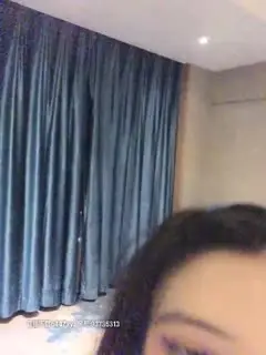 高颜值苗条妹子【安琪拉】洗完澡自摸掰穴，大黑牛震动一番再被炮友猛操，很是诱惑喜欢不要错过第01集