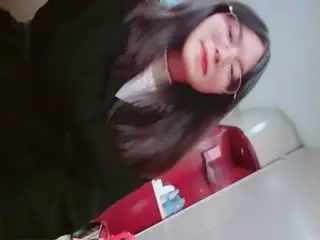 某收费网站流出-艺术院校文艺范气质美女宾馆和男友开房没满足男友吃鸡巴要求第01集