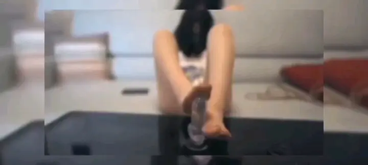 极品美少女被强行捆绑调教 紧缚挣扎中惨遭巨根爆操到失禁