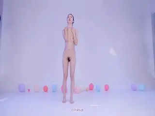 《精品重磅✅高价购得》日月俱乐部稀有顶级甜美极品女神上流御姐【阿伦】全裸第八套广播体操 清秀女模【阿欢】全裸广播操两套-阿欢第01集
