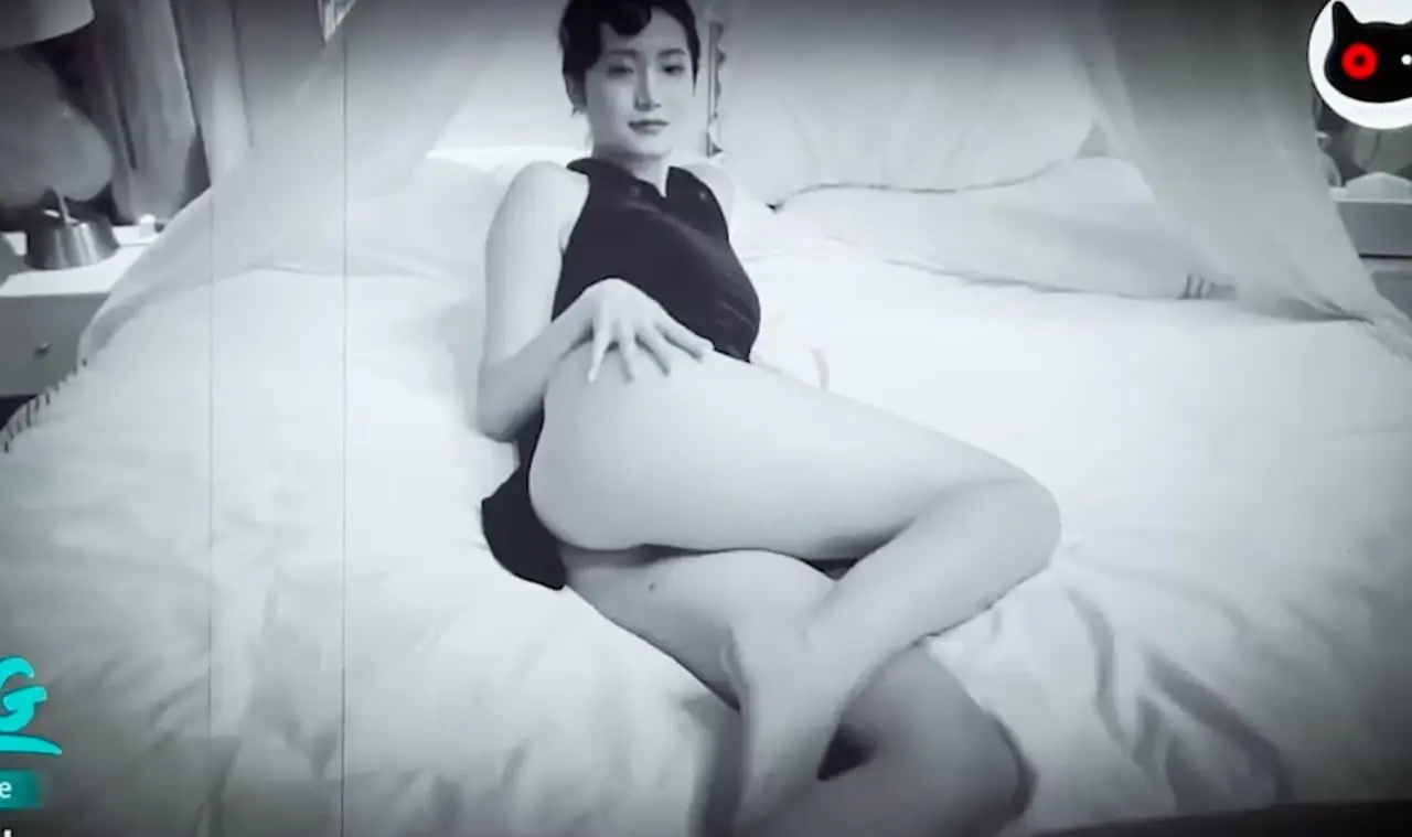 【经典重现】上海滩秘恋实录：外国猛男与旗袍舞女的禁忌之夜