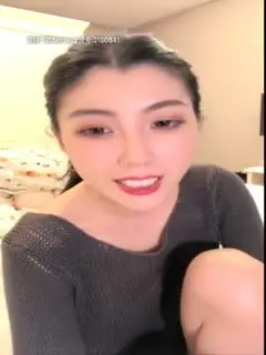 小可爱纯纯骚货御姐：我没有买过跳蛋什么的，那个时候没有什么人是我的对手，呸男人，最后还是乖乖漏逼发骚赚钱，哈哈哈！第06集